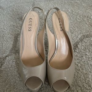 Guess platform slingback patent leather heels. Amazing condition super comfy